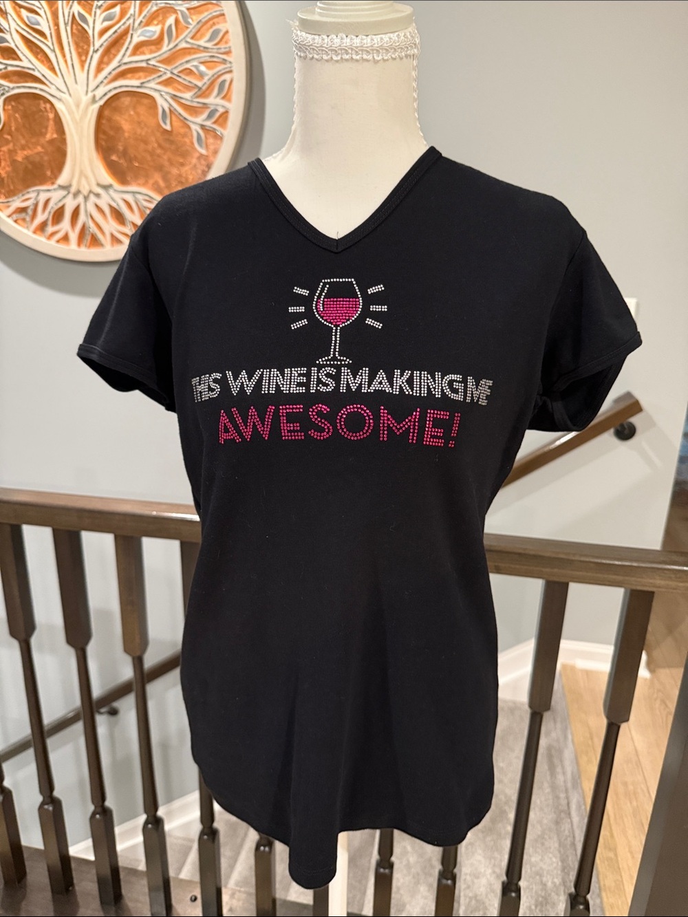 Source Unknown Black V-Neck Tee with Pink & Silver Wine Glass Graphic